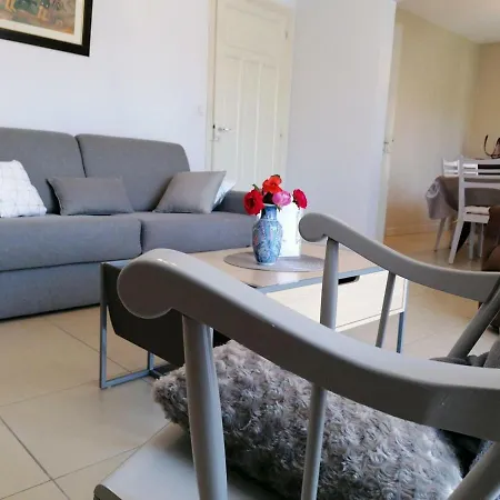 Tarascon-sur-ariege, 3 Pieces, 4 Personnes - Fr-1-419-402 Apartamento *