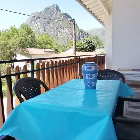 Apartamento Tarascon-sur-ariege, 3 Pieces, 4 Personnes - Fr-1-419-402 Tarascon-sur-Ariège